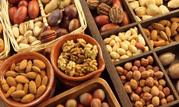 Nuts reduce the chances of diabetic patients with heart problems