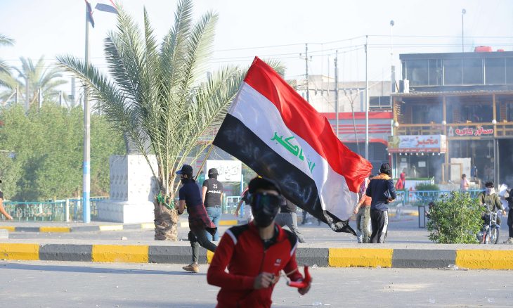 باحث أمريكي: الاحتقان الحاصل في العراق سيؤدي إلى ثورة شعبية عنيفة 1-87-730x438
