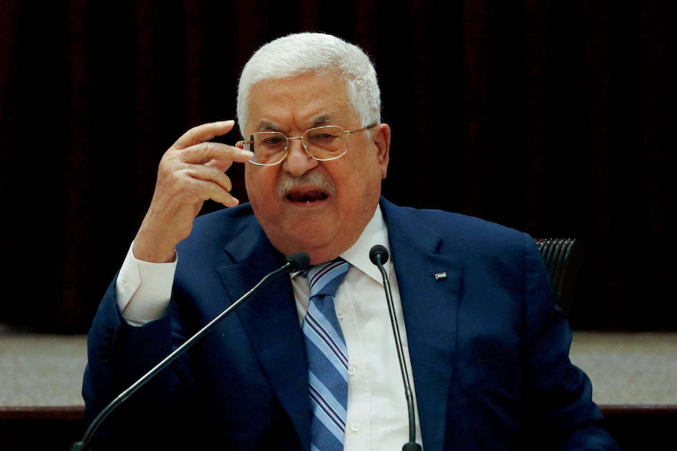 الرئيس الفلسطيني يعين قائدين جديدين للأمن الوطني والدفاع المدني