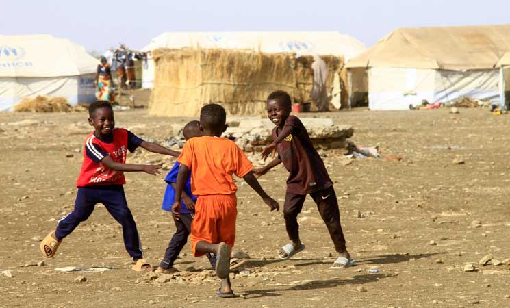 جيل أطفال كامل “مدمر” في السودان مع مرور عام على الحرب