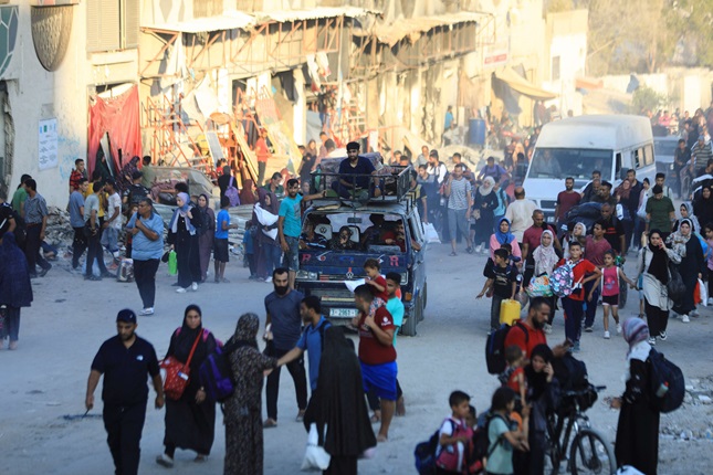 حكايات النازحين من غزة عبر ممرات الموت.. “وين بدنا نروح! الموت أهون”