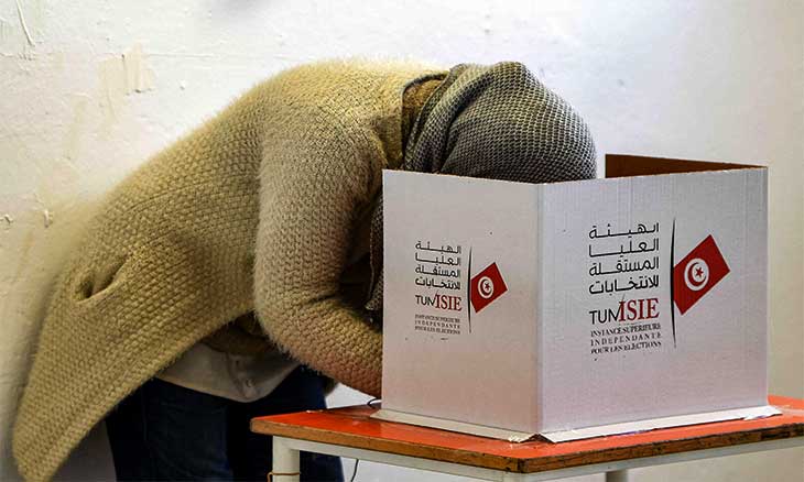 المعارضة التونسية تشكك بنزاهة الانتخابات بعد ترشح الرئيس… والمرزوقي يقترح خريطة طريق لمنع «عودة الديكتاتورية»