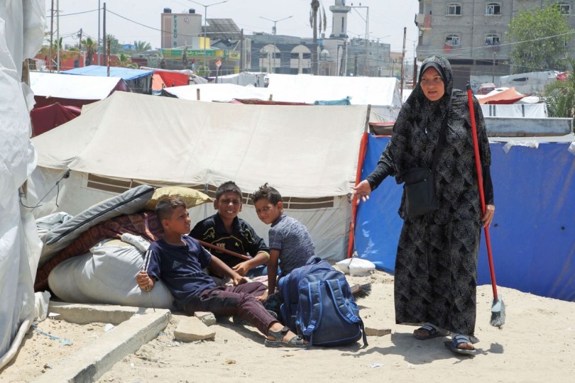 جيش الاحتلال يجبر سكان التفاح والدرج والبلدة القديمة في غزة على إخلاء منازلهم