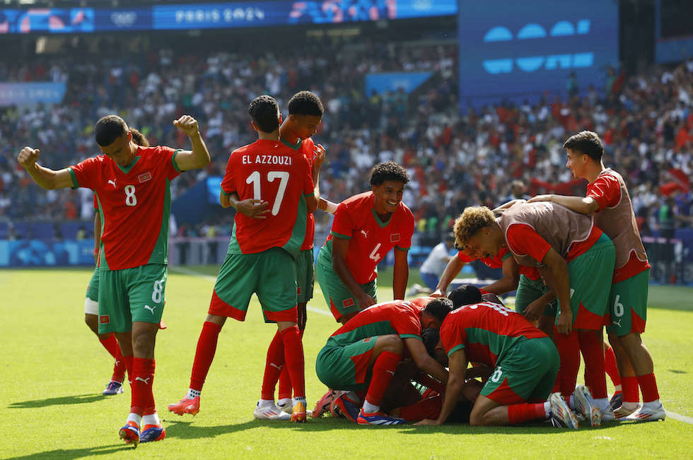 الحارس المغربي الكجوي: مشوارنا في باريس يذكرني برحلتنا الأسطورية في قطر