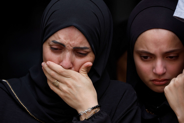 شهيد جراء عدوان الاحتلال الإسرائيلي على جنين.. وإصابات بهجمات إرهابية جديدة للمستوطنين على القرى بالضفة الغربية- (فيديوهات)