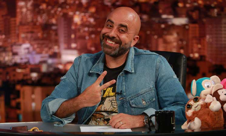 هشام حداد يرد على خبر طلاقه من زوجته: حياتنا بتخصنا وحدنا- (تدوينة)