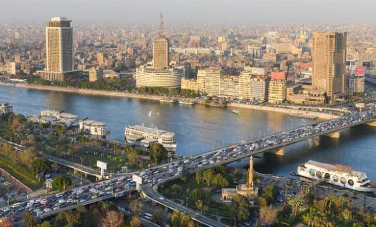 استمرار ضعف القطاع غير النفطي بمصر في يوليو