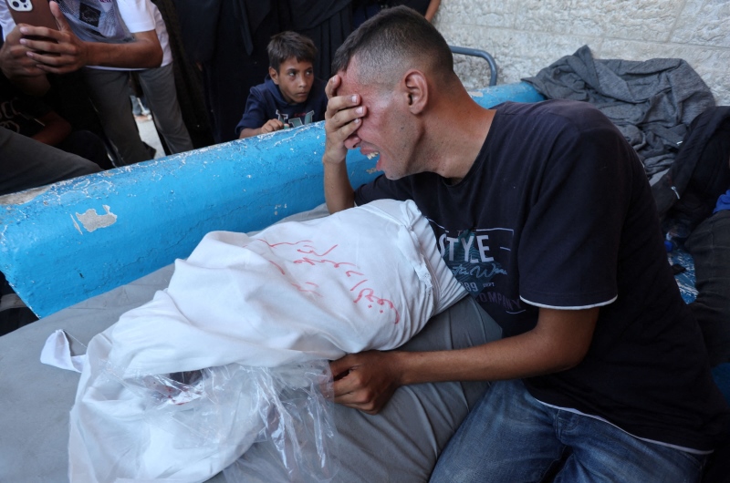 استشهاد 4 فلسطينيين في غارة إسرائيلية على منزل بخان يونس 