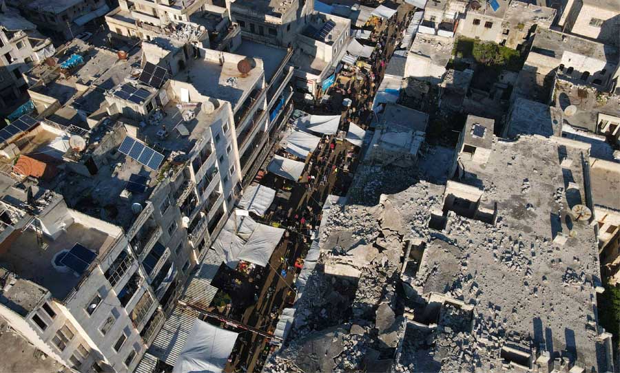النظام السوري يشن هجوماً صاروخياً مكثفاً باستخدام 12 طائرة مسيرة على إدلب والأرياف القريبة شمال غربي البلاد