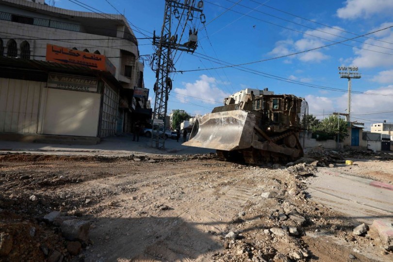 الغارديان: استمرار احتلال إسرائيل للضفة الغربية يضر بها وبالغير.. والعالم عاجز عن الحل