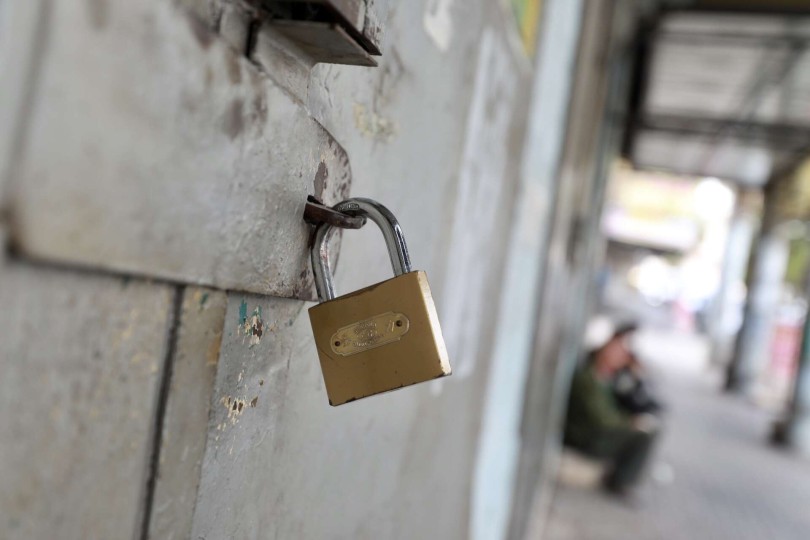 إضراب عام يشل الحياة في بيت لحم وطولكرم بالضفة الغربية