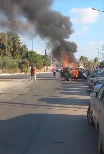 شهيدان بقصف شنته مسيرة إسرائيلية على سيارة في مدينة صيدا جنوب لبنان- (فيديو)