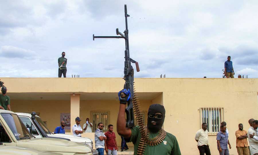 الطيران العسكري يودي بحياة طفلين في السوكي السودان: عشرات القتلى والجرحى في مدينة سنار إثر هجوم مدفعي لقوات الدعم السريع