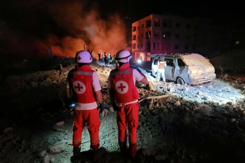 جلهم أطفال.. استشهاد 5 أشخاص بغارة إسرائيلية على بلدة شرق لبنان- (فيديو)