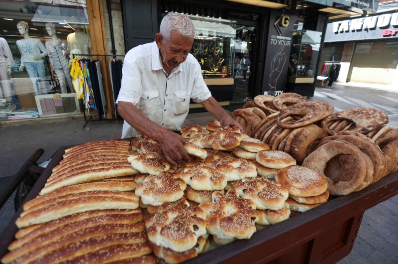 إقفال 50 مخبزا في لبنان بسبب الحرب الإسرائيلية