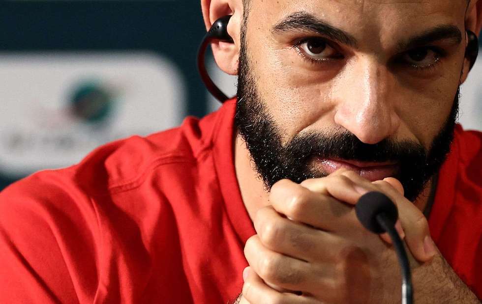 محمد صلاح قائد الفراعنة ونجم ليفربول الإنكليزي يحذر من المقارنة بينه وبين عمر مرموش