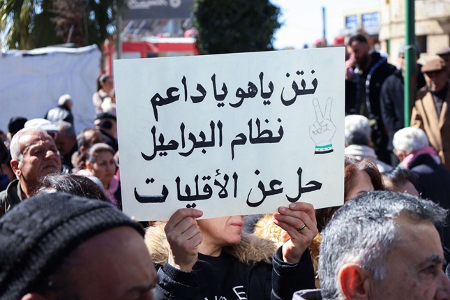 “حماس” تدين عدوان إسرائيل على سوريا وتطالب بوقف عربدتها في المنطقة 