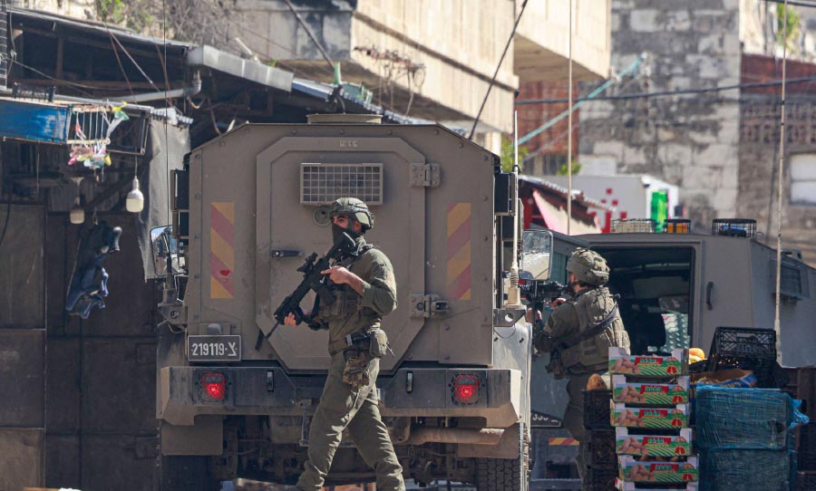 إصابة 17 فلسطينياً بنيران الاحتلال الإسرائيلي في نابلس