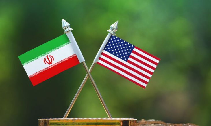 البيت الأبيض يجدد تحذير ترامب لإيران ويقول التعامل معها ممكن عسكريا أو بالتفاوض