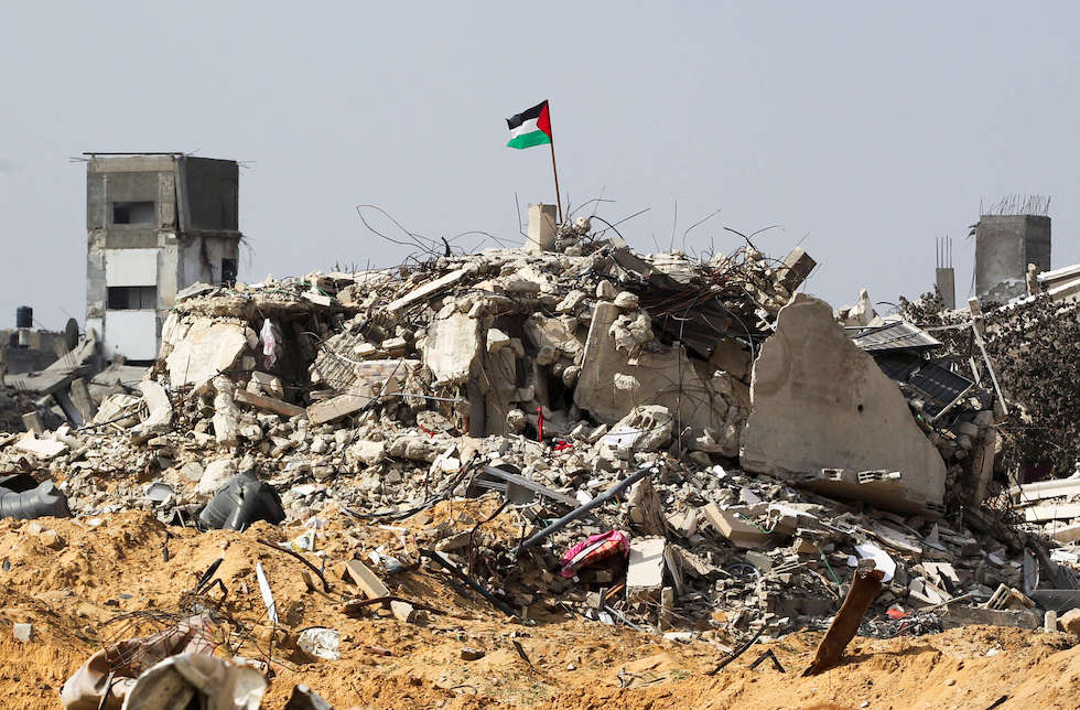 لوموند: الخطة العربية بشأن غرة واقعية ورفض إسرائيل لها أمر مؤسف للغاية