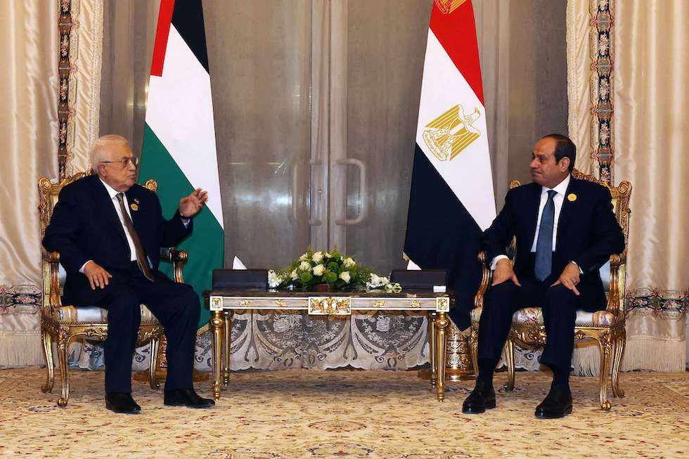 القمة العربية الطارئة تعتمد خطة مصر لإعادة إعمار قطاع غزة- (فيديو)