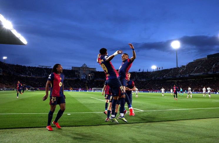 برشلونة يتغلب على بنفيكا 3-1 ويبلغ دور الثمانية بدوري أبطال أوروبا