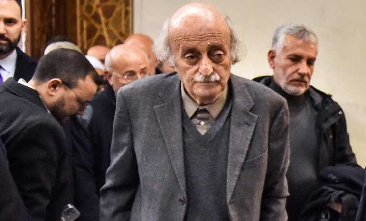 جنبلاط يدعو دروز سوريا إلى الحذر من “مكائد” إسرائيل