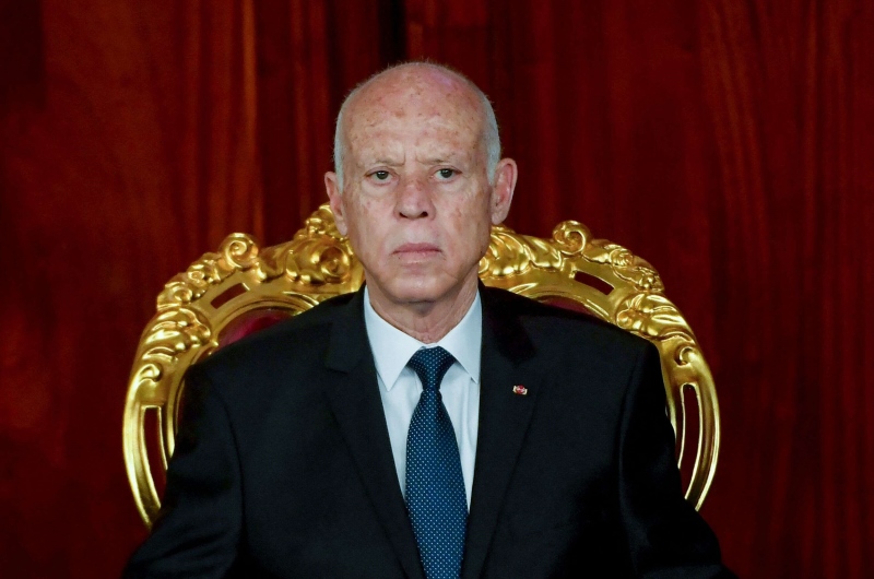 الرئيس التونسي يغيب عن القمة العربية الطارئة في القاهرة