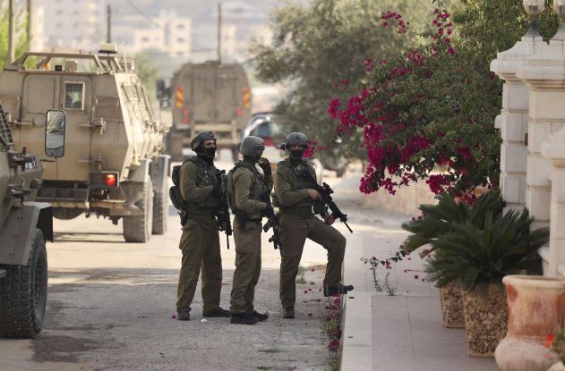 مطعم فلسطيني يرفض بيع الشاورما لجنود إسرائيليين.. وهكذا كانت ردة فعلهم- (شاهد)