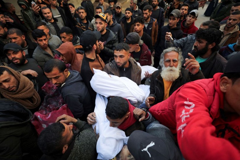 حصيلة الشهداء في غزة تتجاوز 50 ألفا.. وإسرائيل توسع المجازر والهجمات البرية