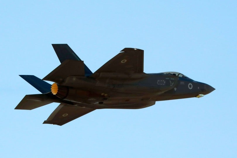 تشارك بإبادة غزة.. إسرائيل تتسلم 3 مقاتلات “F-35I” أمريكية- (صور)