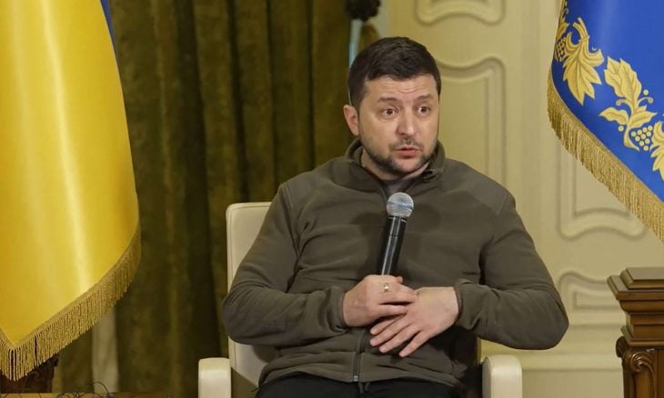 زيلينسكي: محادثات جدة ستركز على الضمانات الأمنية
