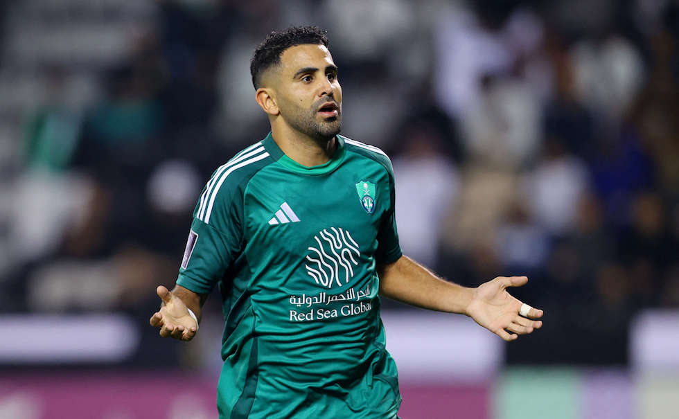الجزائري رياض محرز يسجل رقما قياسيا في مسيرته بالأندية