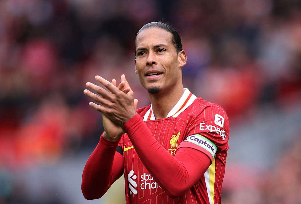  ليفربول الإنكليزي يجدد عقد مدافع الهولندي فان دايك