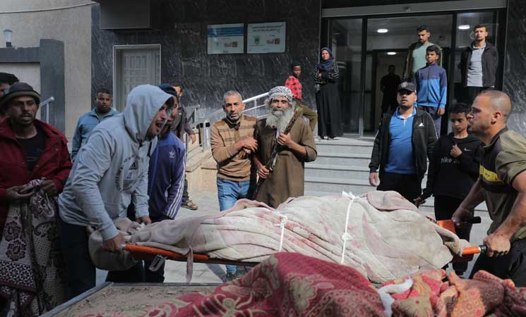 إبادة غزة.. 12 شهيدا فلسطينيا بقصف إسرائيلي على مناطق في القطاع- (صور)