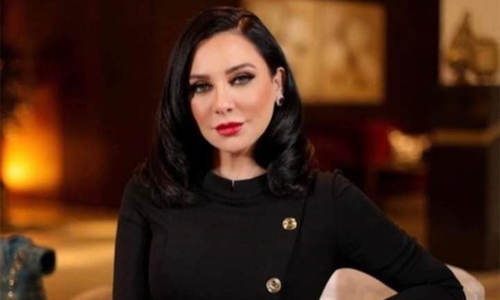 نقابة الفنانين السوريين تشطب اسم سلاف فواخرجي لإنكارها جرائم الأسد- (صورة)