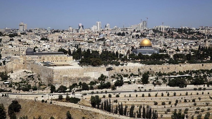 إسرائيل تغلق مؤسسة بالقدس وفلسطين تعتبر القرار “خطوة لتهويد المدينة”